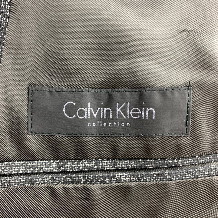 CALVIN KLEIN COLLECTION Size 36 Black & Grey Distressed Print Sport Coat