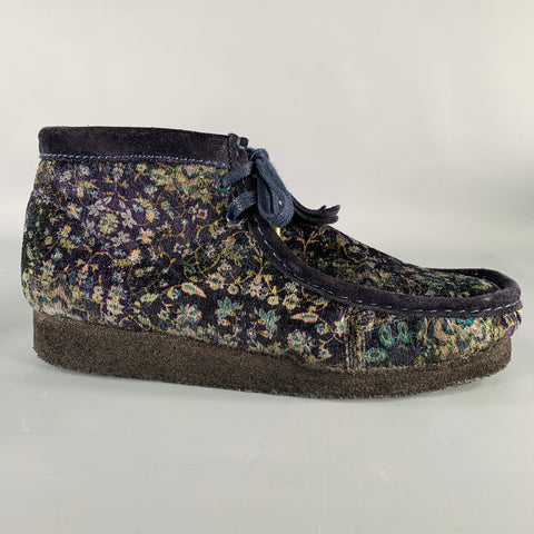 CLARKS Size 10.5 Navy Beige Floral Velvet Moccasin Boots