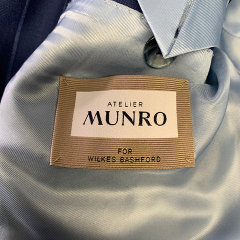 Costume ATELIER MUNRO Laine à Rayures Bleues et Bleu Ciel Revers Pointus Taille 38