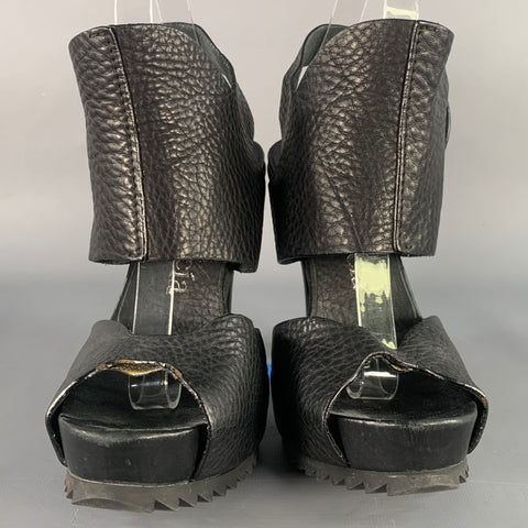 PEDRO GARCIA Size 9 Black Pebble Grain Leather Platform Sandals