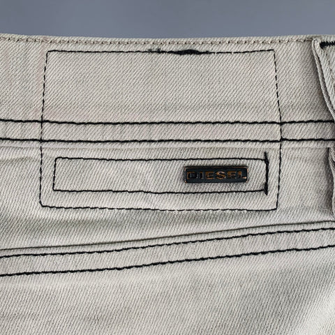 DIESEL FW16 Size 27 Tepphar Grey Distressed Cotton Blend Slim Jeans
