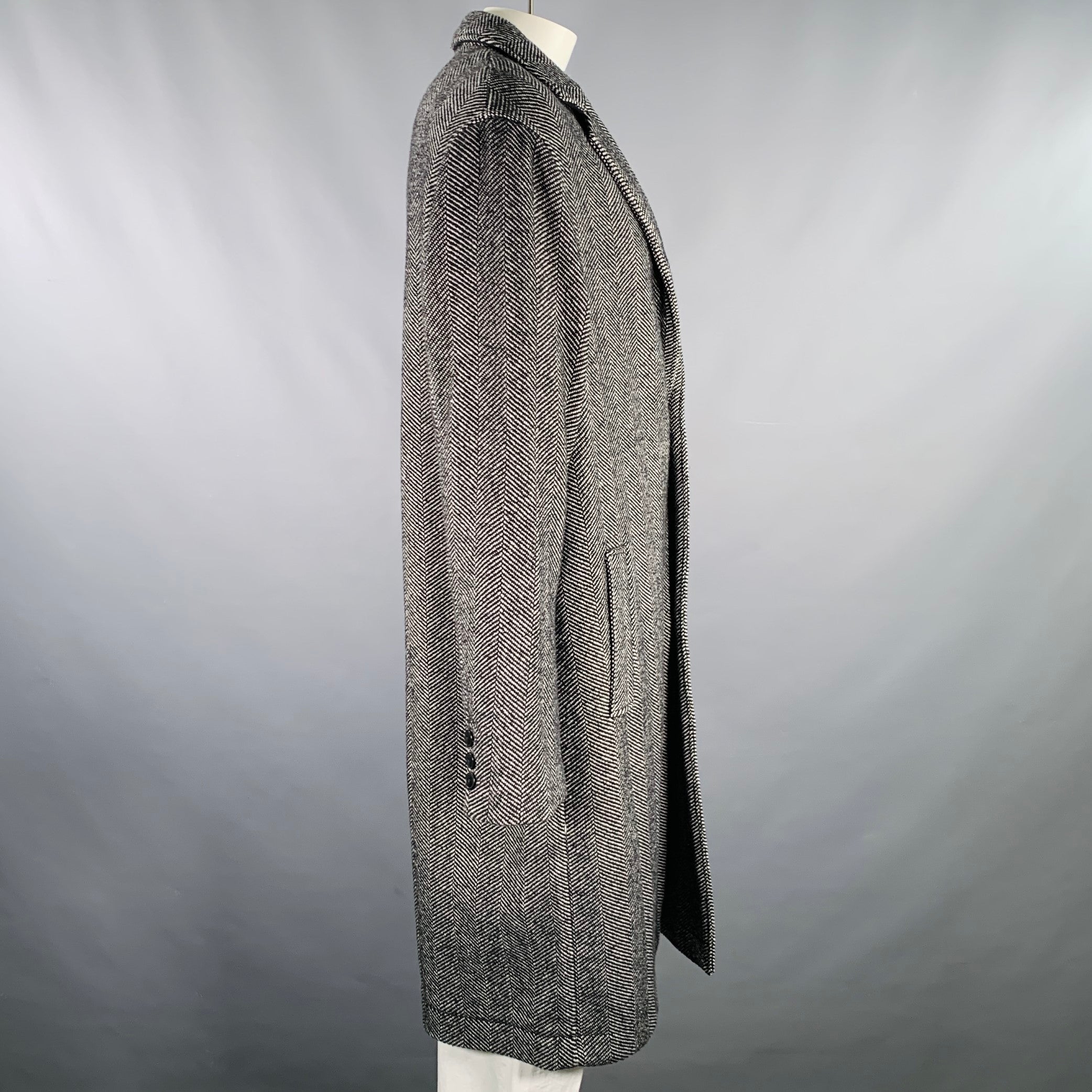 TED BAKER Size XXL MMO Travers Black White Herringbone Wool Blend