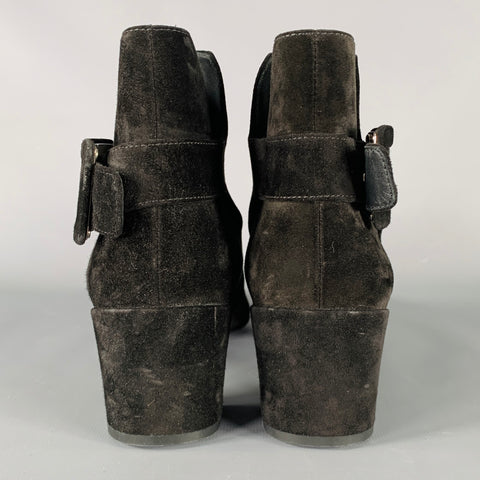ROGER VIVIER Size 9 Black Suede Chunky Heel Boots