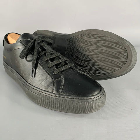 COMMON PROJECTS Size 8 Black Leather Low Top Sneakers