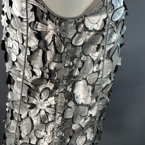 MARC JACOBS Size 0 Silver Grey Leather Floral Cut Out Sleeveless Dress Top