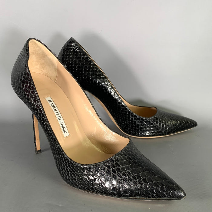 MANOLO BLAHNIK Size 11 Black Leather Snake Embossed Pumps