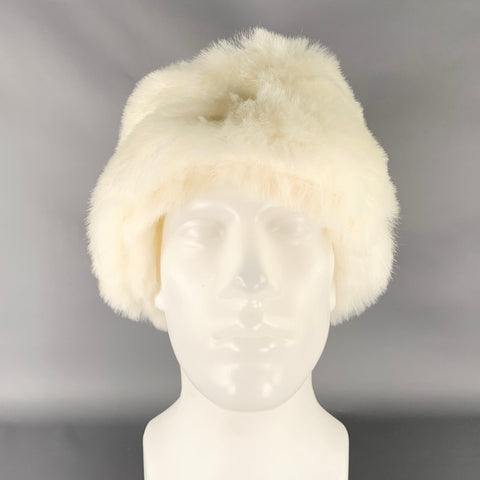 COMME des GARCONS SHIRT Size M White Fuzzy Acetate Hat