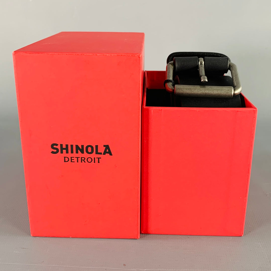 SHINOLA Size 34 Black Silver Leather Belt