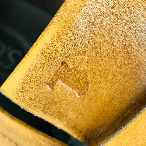 TOD'S Mocasines con borlas de cuero desgastado marrón talla 8
