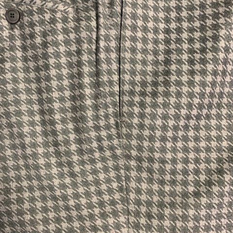 EMPORIO ARMANI Size 38 Grey Light Grey Houndstooth Virgin Wool Dress Pants