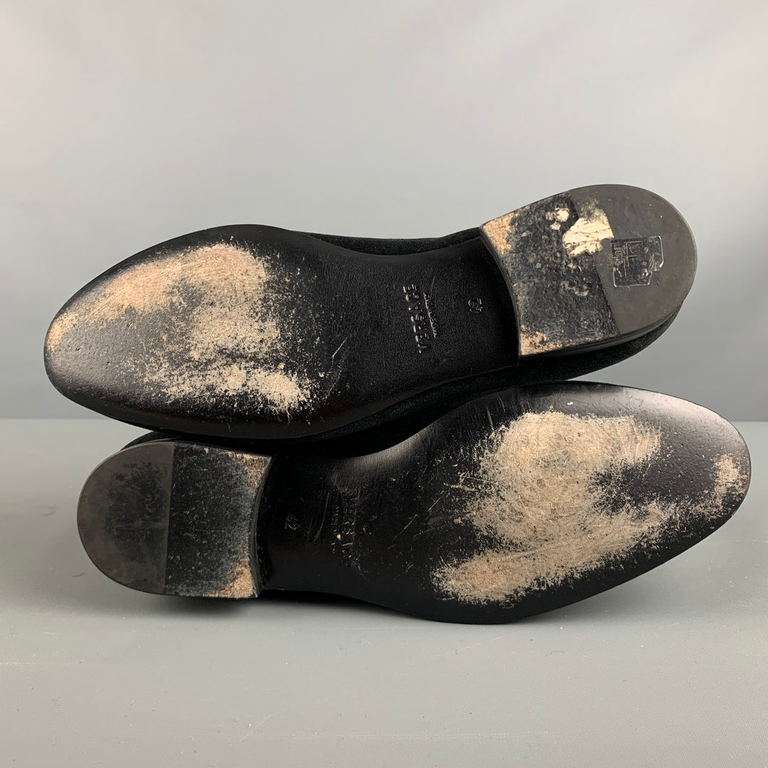 VERSACE Size 9 Black Gold Embroidery Velvet Slip On Loafers Sui Generis Designer Consignment VERSACE Size 9 Black Gold Embroidery Velvet Slip On Loafers Sui Generis Designer Consignment