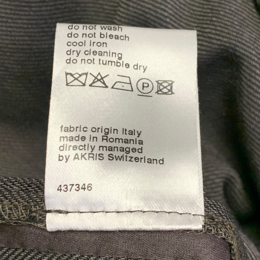 AKRIS Size 10 Grey Charcoal Wool Twill Peak Lapel Jacket Blazer