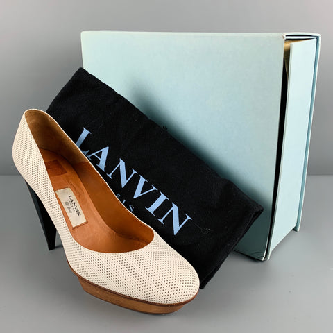 LANVIN Talla 11 Bombas de plataforma perforadas de cuero blanco marrón