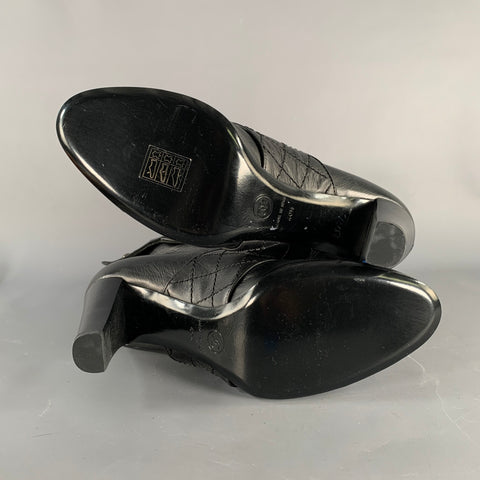 CHANEL Size 9.5 Black Leather Quilted Straps Boots