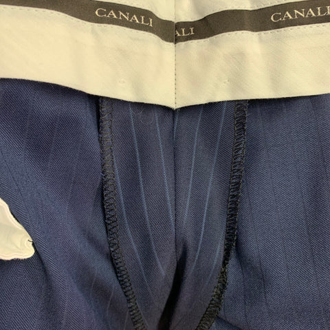 CANALI Size 48 Regular Navy Blue Pinstripe Virgin Wool Notch Lapel Suit