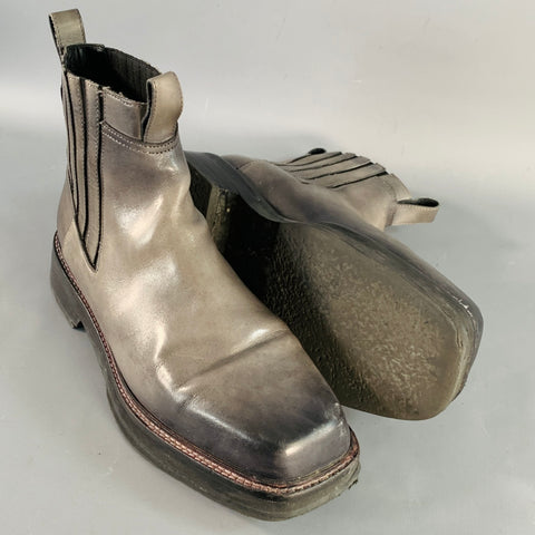 NOMENKLATURA Size 11 Pilgrim Grey Leather Rubber Sole Chelsea Boots