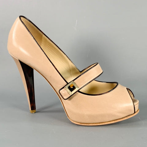 OSCAR DE LA RENTA Size 6 Beige Brown Contrast Trim Mary Jane Platform Pumps