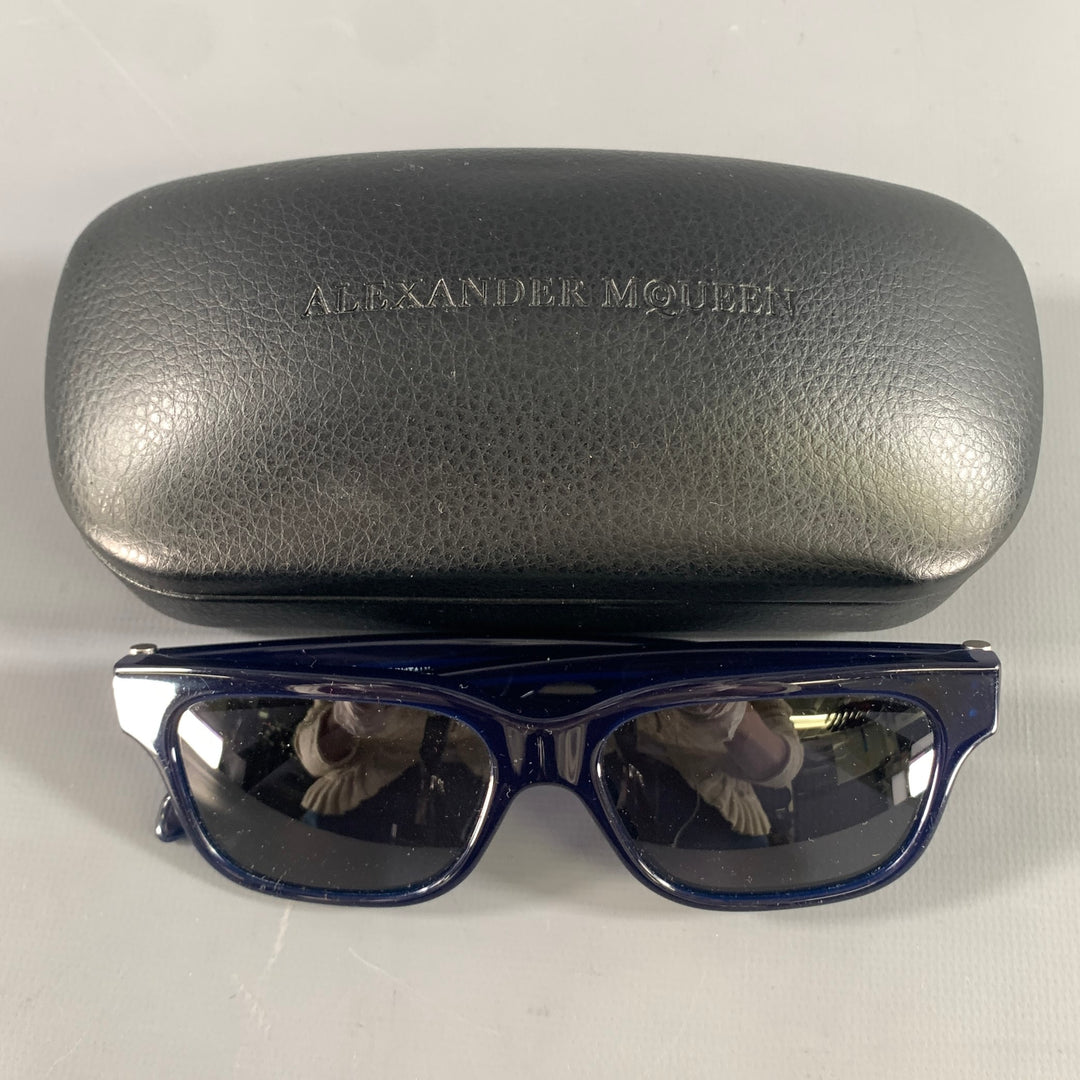 ALEXANDER MCQUEEN Blue Light Blue Stripe Sunglasses