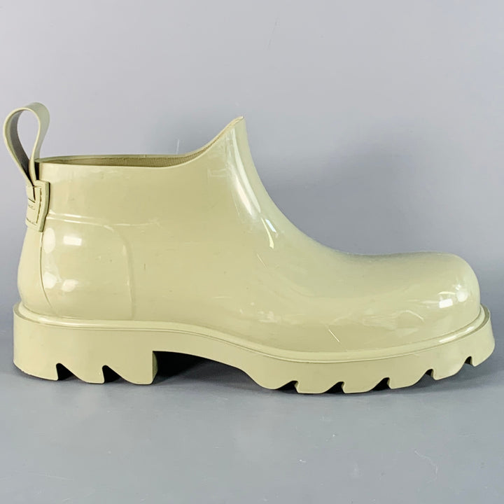 BOTTEGA VENETA Size 10 Green Sage Rubber Track Sole Rain Boots