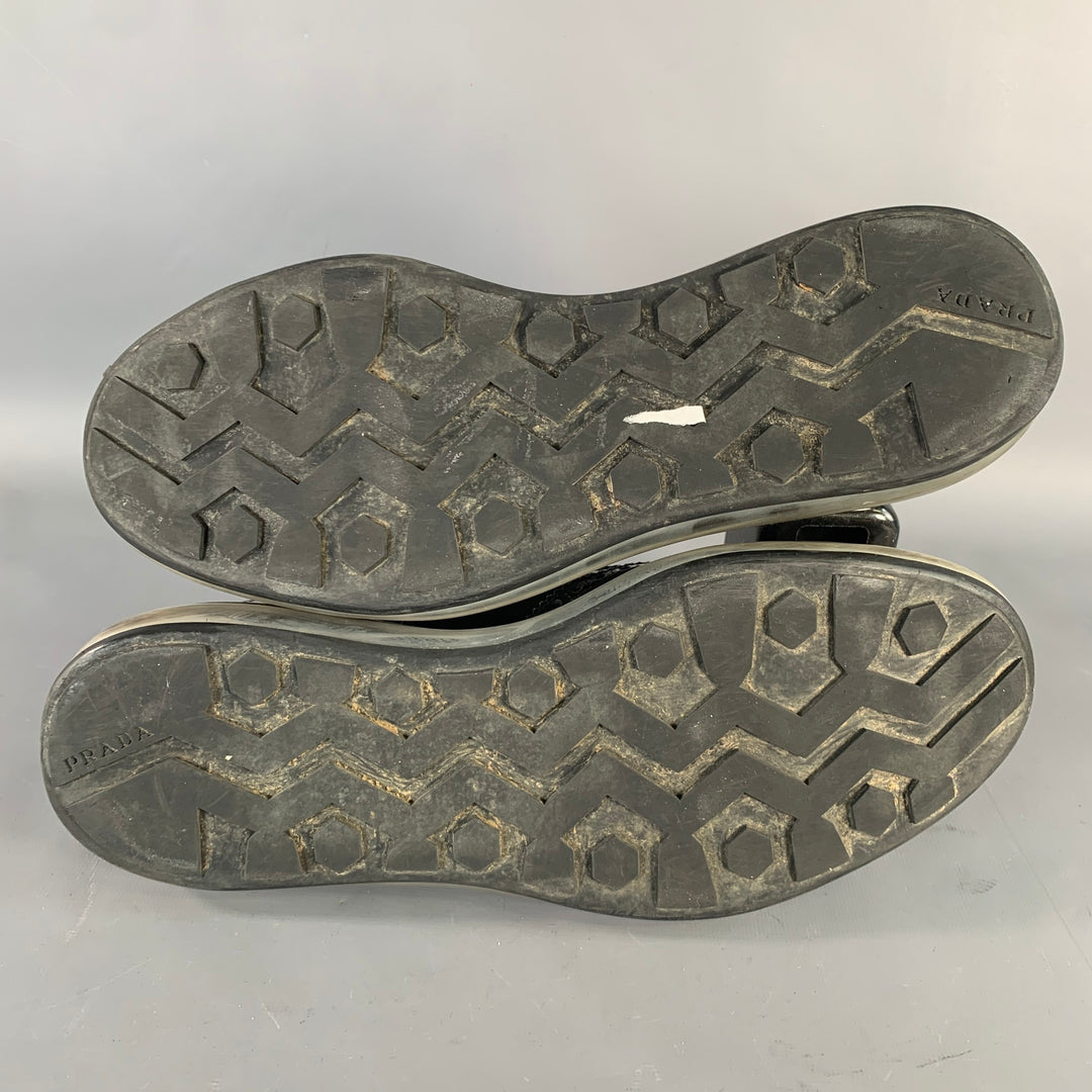 PRADA Size 9 Silver Metallic Perforated Leather Wingtip Lace-Up Shoes