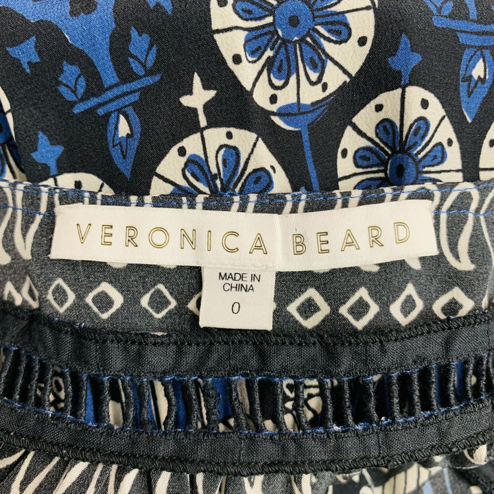 VERONICA BEARD Size 0 Blue Black & White Silk Print Metal Buttons Blouse