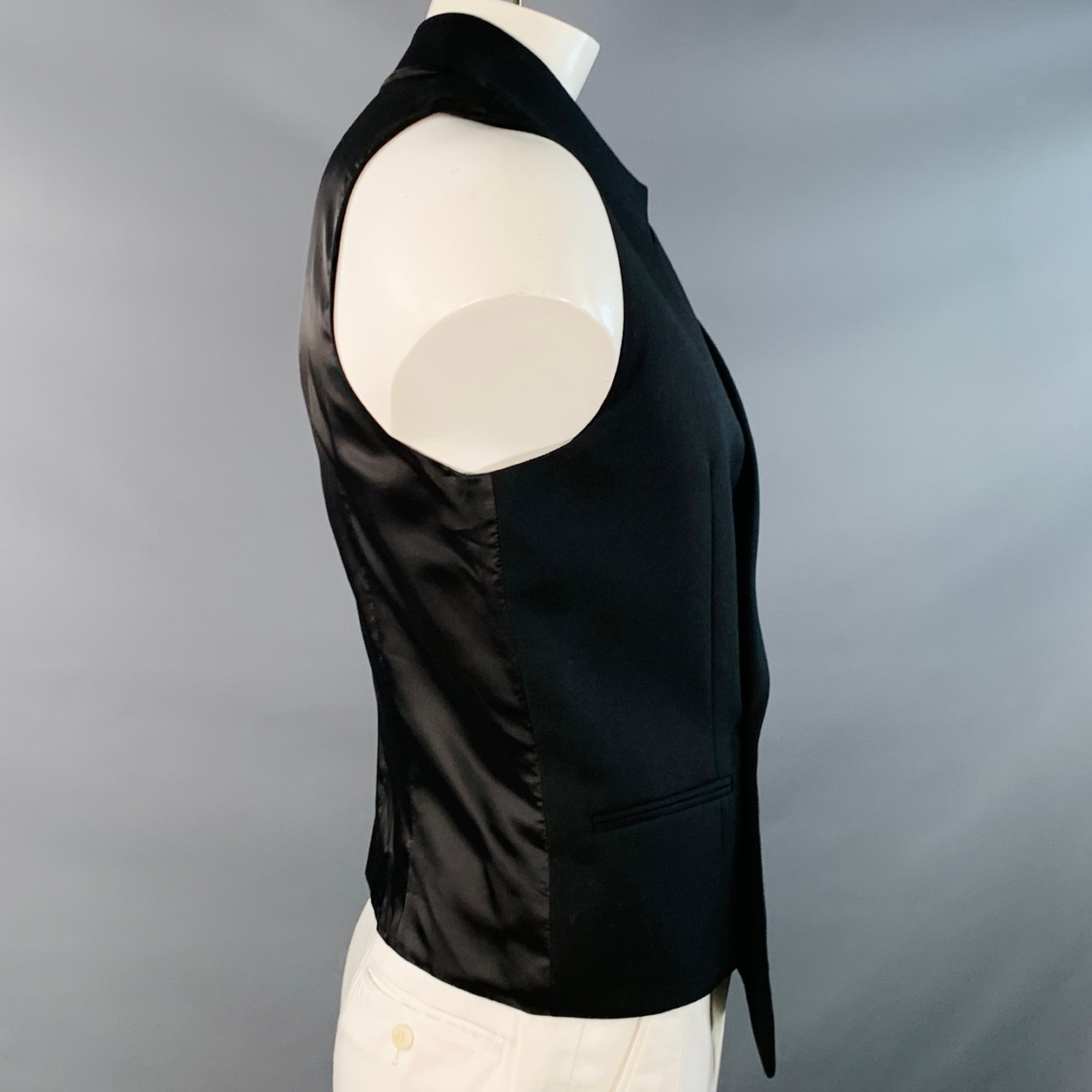 ALEXANDER MCQUEEN Size 42 Black Wool Asymmetrical Peak Lapel