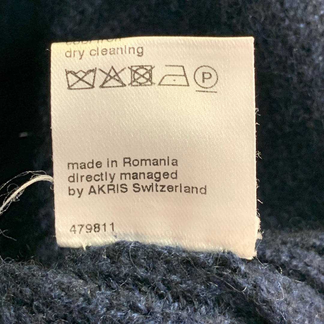 AKRIS Size 12 Navy Cashmere Rib Knit Mock Neck Sweater