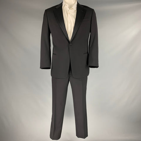ARMANI COLLEZIONI Size 42 Black Wool Notch Lapel Single Button Tuxedo