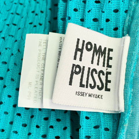 ISSEY MIYAKE HOMME PLISSE Size S Aqua Pleated Polyester Mesh Drawstring Waistband Button Fly Shorts