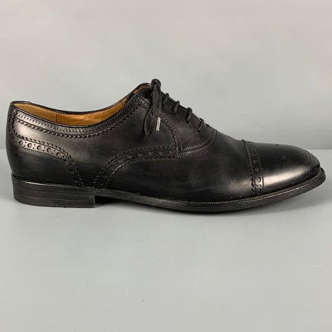GUCCI Talla 9.5 Zapatos Oxford con cordones y puntera de cuero perforado negro