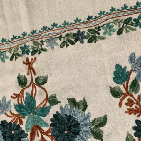 VINTAGE White Blue Green Embroidered Floral Fringe Scarf Shawl