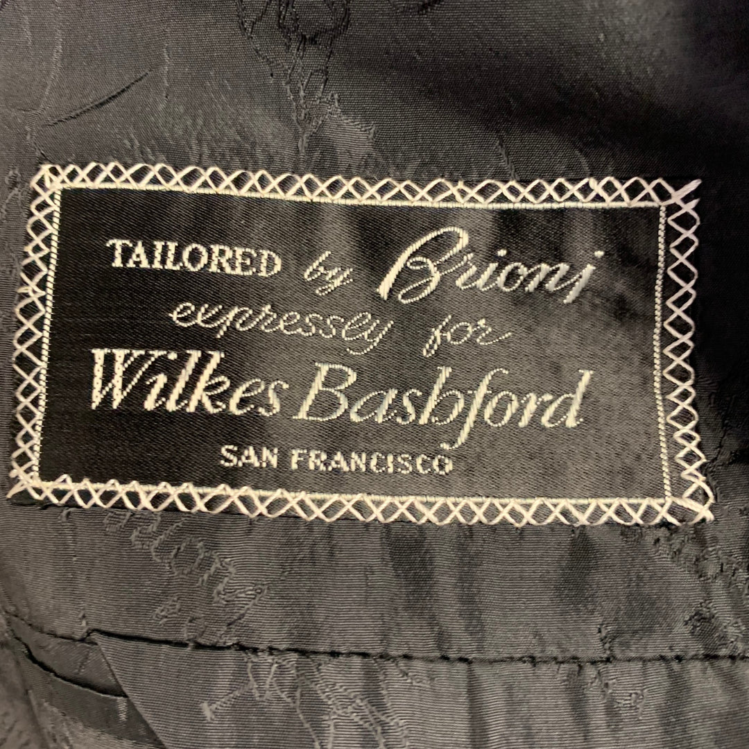 BRIONI for WILKES BASHFORD Size 44 Black Wool Peak Lapel Tuxedo