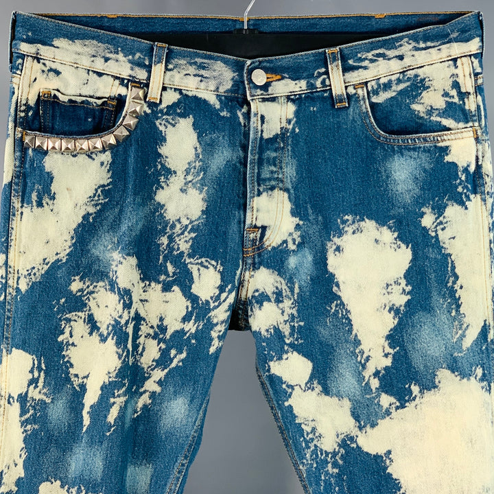 GUCCI Cruise 2017 Size 36 Indigo White Bleached Denim Studded Button Fly Jeans