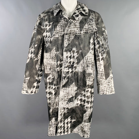 VINTAGE Size M Black White Painted Coated Cotton Coat