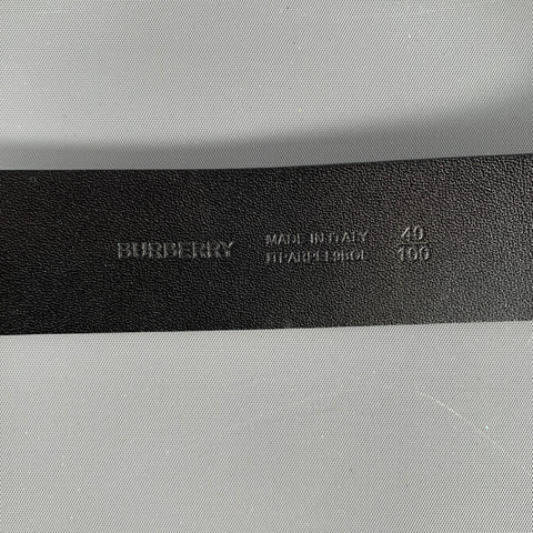 Ceinture en Cuir Motif Écossais Argent et Beige BURBERRY Taille 40
