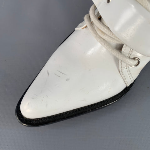 CHLOE Size 8 White Leather Lace-Up Belted Pointed Toe Ankle Boots