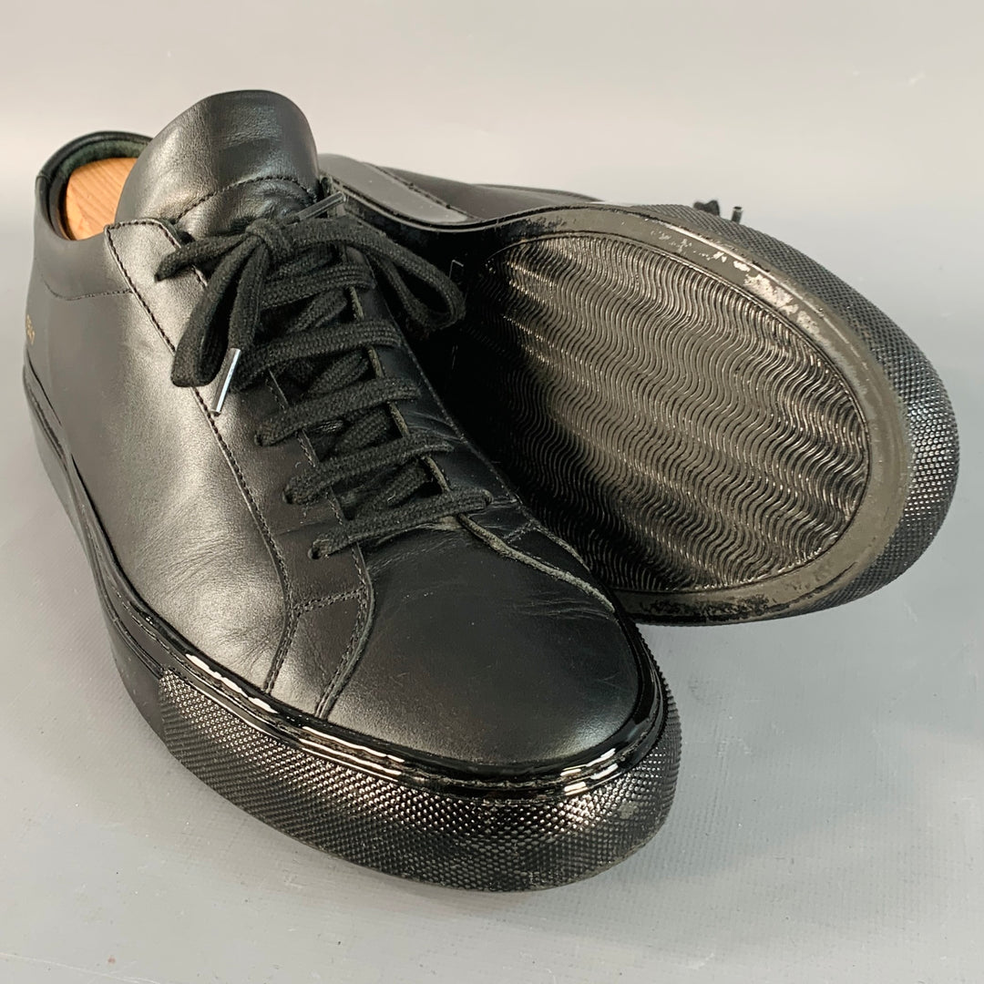 COMMON PROJECTS Size 9 Black Leather Low Top Shiny Sole Sneakers