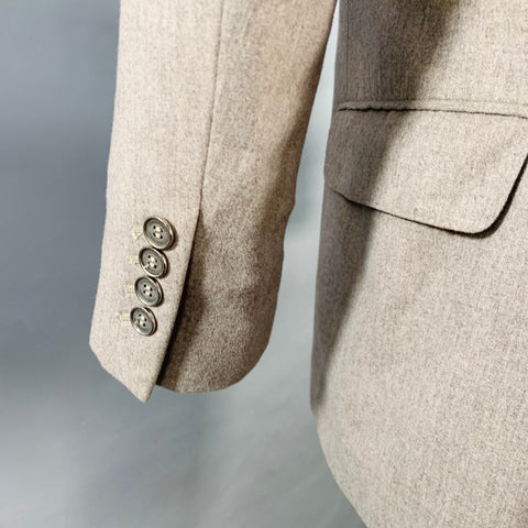 BRUNELLO CUCINELLI Size 38 Light Grey Wool Cashmere Silk Peak Lapel Sport Coat