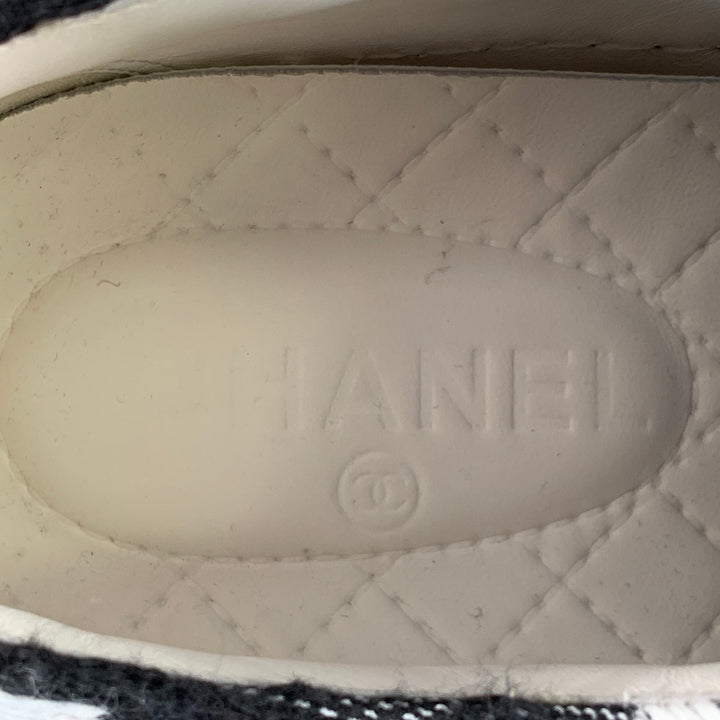 CHANEL Size 9 Black White Woven Canvas Slip On Lace-Up Sneakers