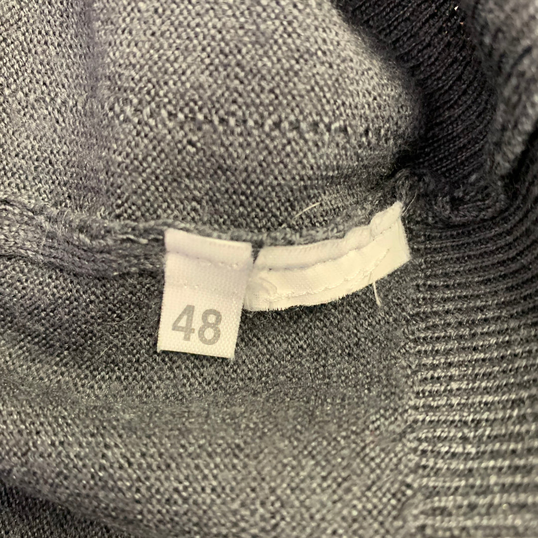 VIKTOR & ROLF Size M Grey Knit V-Neck Pullover