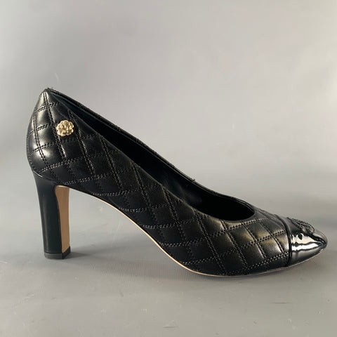 CHANEL Size 8.5 Black Lambskin Quilted Calf Classic Pumps