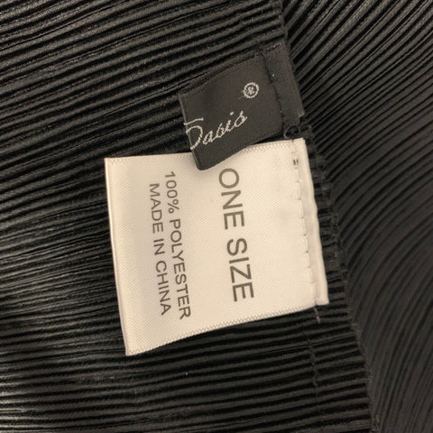 MC OASIS Size One Size Black Polyester Pleated Draped Casual Top