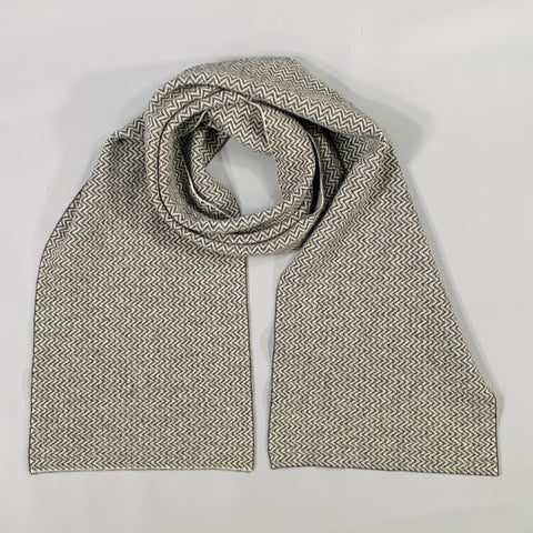 Écharpe vintage en tricot zigzag gris et blanc