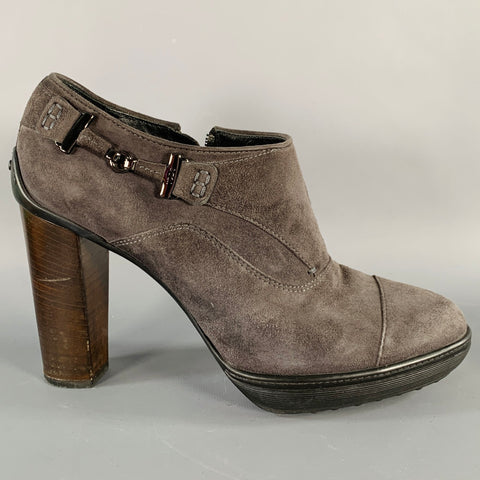 TOD'S Size 8.5 Grey Suede Platform Stacked Heel Ankle Boots