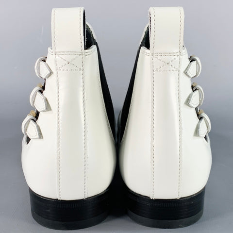 GUCCI Size 8 White Black Gold Leather Pointed Toe Pull On Ankle Boots