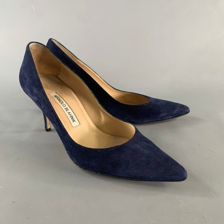 MANOLO BLAHNIK Size 8.5 Navy Suede Pointed Toe Pumps