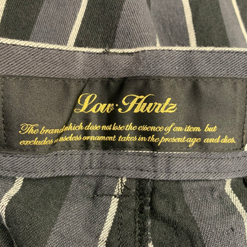 Pantalon décontracté LOW HURTZ en coton à rayures grises, noires et blanches, taille L, devant plat