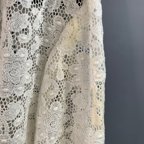 GUCCI by ALESSANDRO MICHELE Size L White Macrame Lace Cotton Blend Bow Long Sleeve Shirt