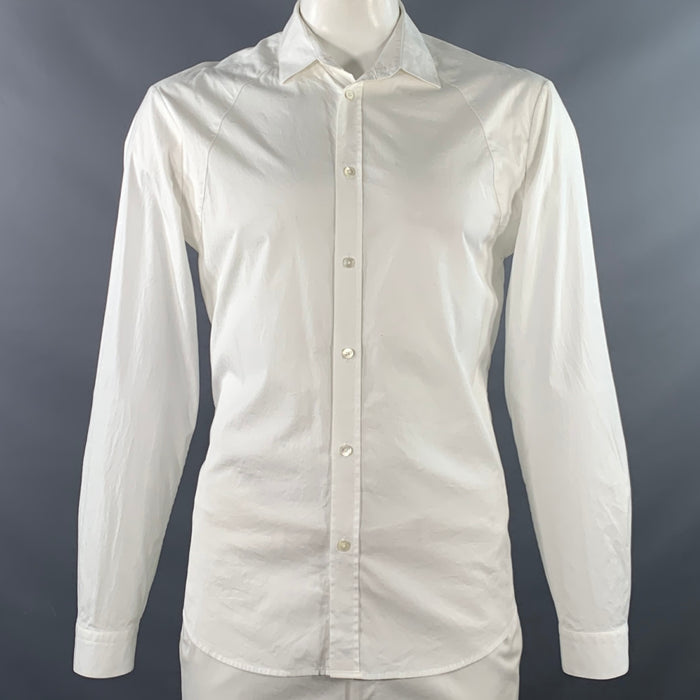 MCQ by ALEXANDER MCQUEEN Size 42 White Cotton Blend Curved Cutaway Long Sleeve Shirt