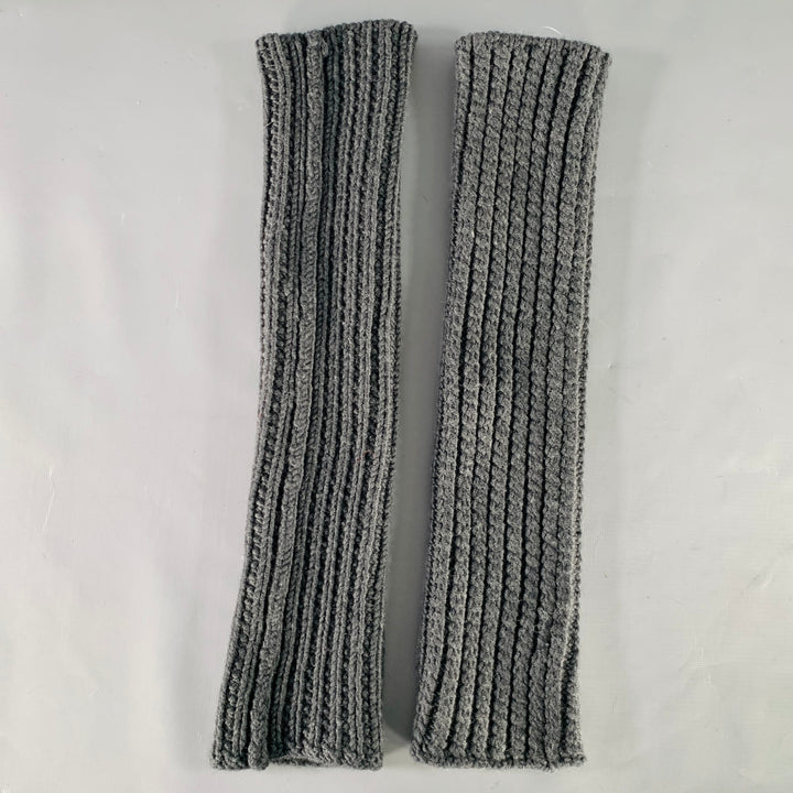 JOHN VARVATOS * U.S.A. Grey Knit Merino Wool Arm Warmers Fingerless Gloves